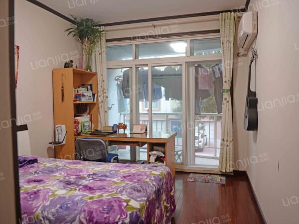 满五唯一中装三室朝阳错层户型方正】,烟台开别墅二手房华润临沂图片