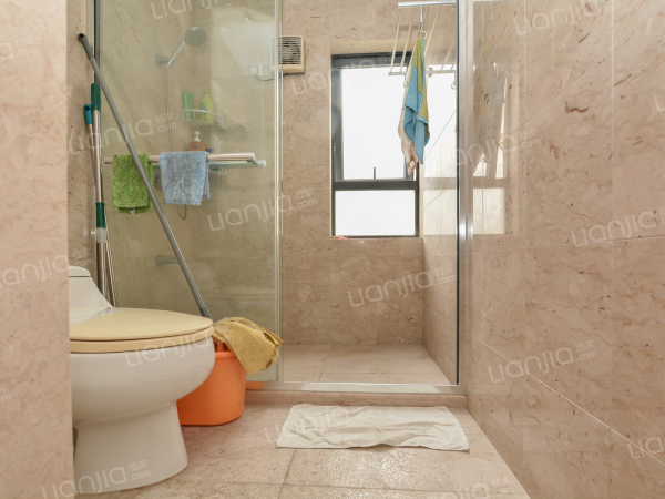 【多图】金湖山庄二手房 4室2厅 144平 800万