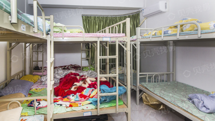 新安中学住宅楼 3室2厅 375万