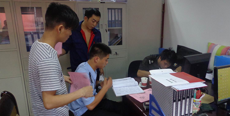 国务院办公厅:推动1亿非户籍人口在城市落户(