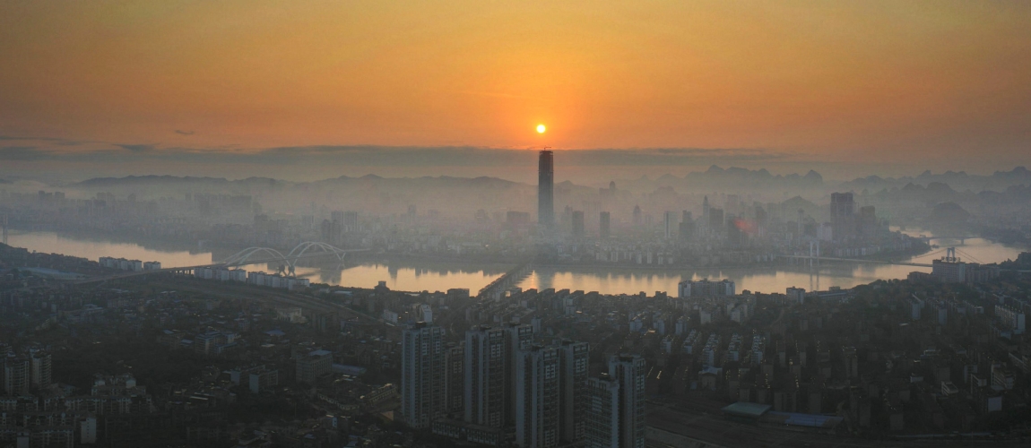 今年共出现152宗地王 基本都是上市企业 国企