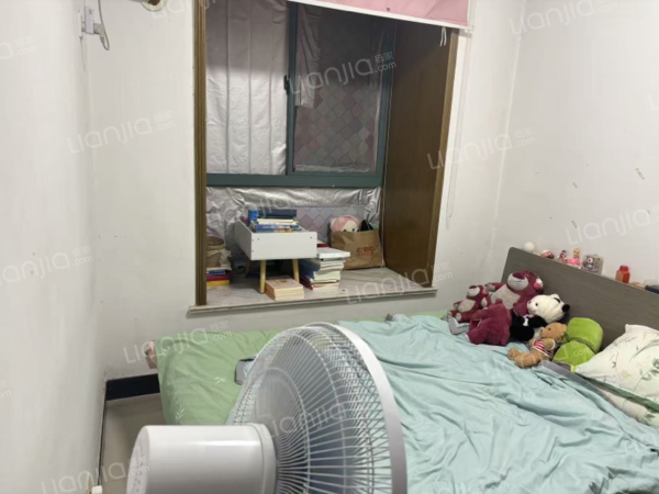 经开区二户室83.57平米正南8层