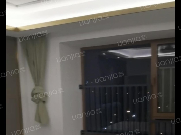 整租· 龙湖景粼玖序 3室2厅 东南