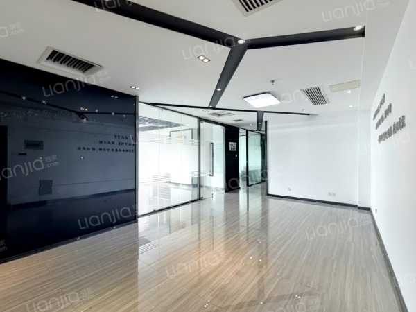整租· 宝业东城广场 4室2厅 南