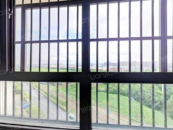 整租· 新店西苑B区 3室2厅 南