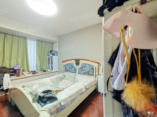 整租· 滨湖万科城 3室2厅 南