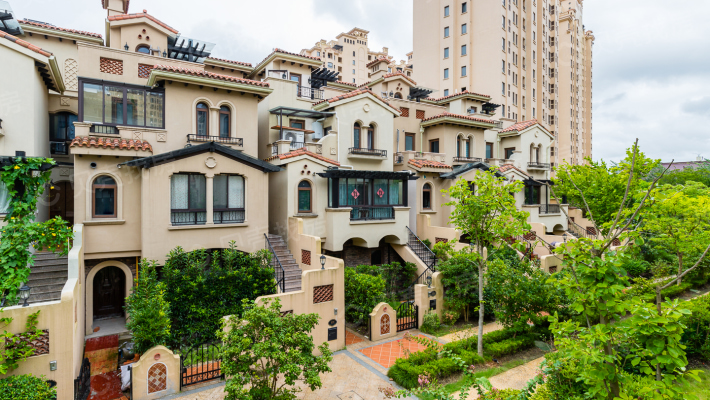 同润蓝美俊庭 3室2厅 450万