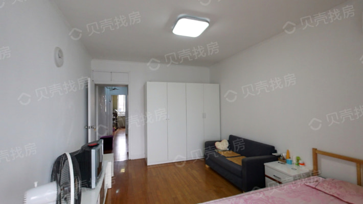 凉城公园 +房东自住两房+商场、菜场方便+得房