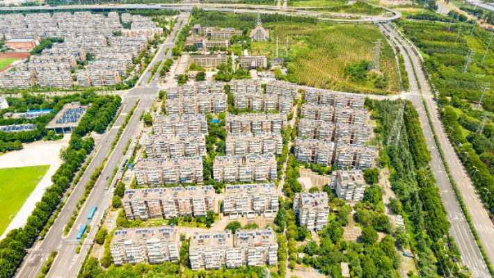 摄山星城尤山苑