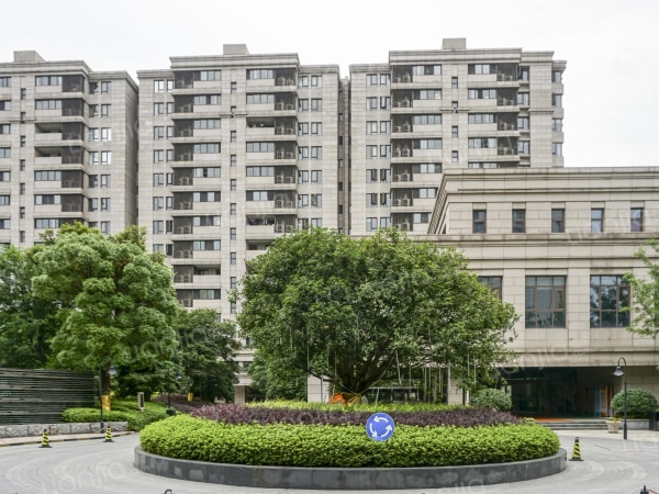 【多图】凯德龙湾二手房 4室2厅 202平 670万元/套 【链上未来的家】