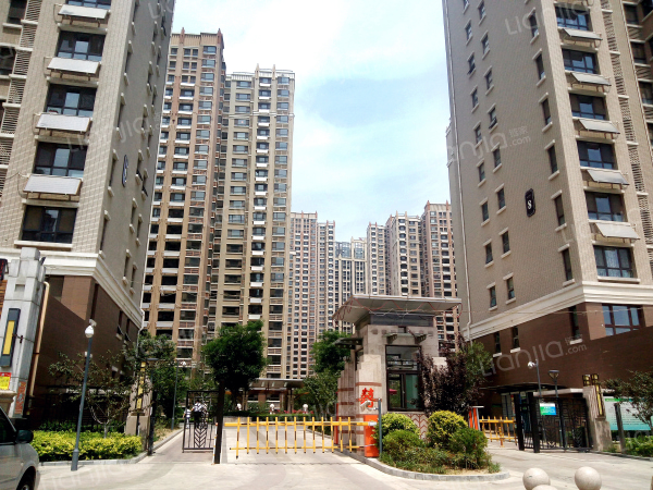 南益名泉春晓 普通住宅 小区图6