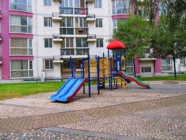 请问淋浴喷头和固定在墙壁之间的管子叫什么