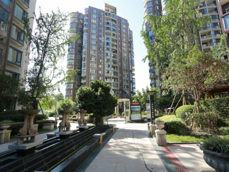 远大翡翠半岛朝东次卧合租租房价格信息_成都高新租房价格信息-自如网