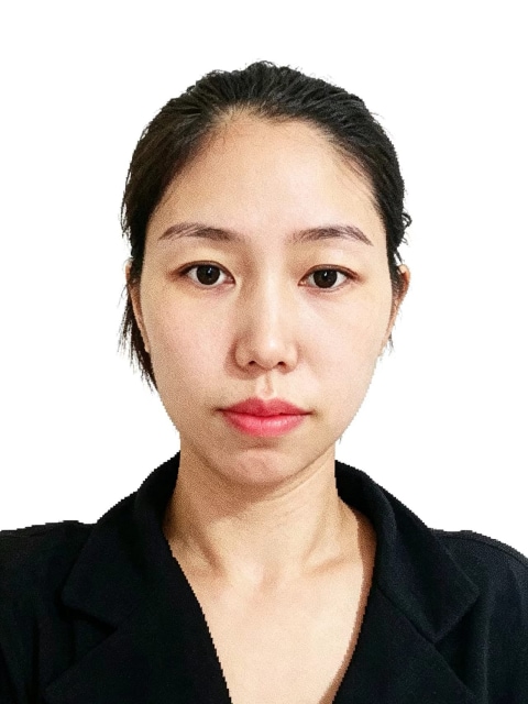 李明芳