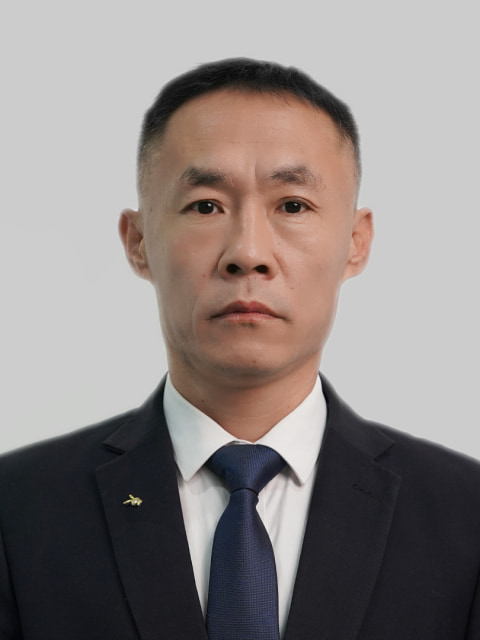 李国平