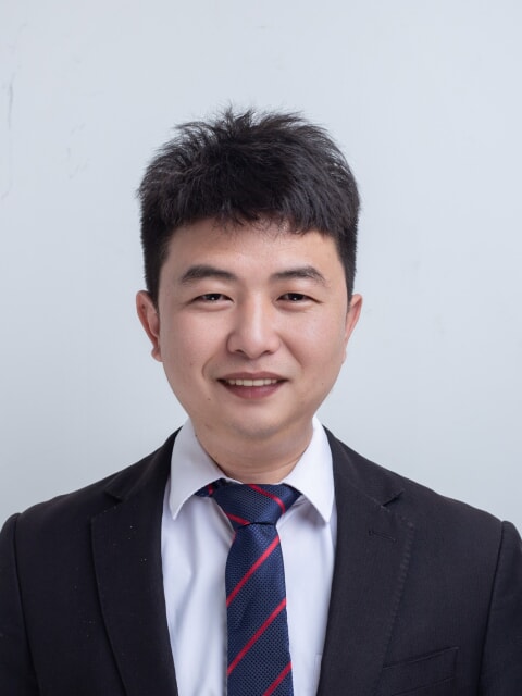 暨纯斌