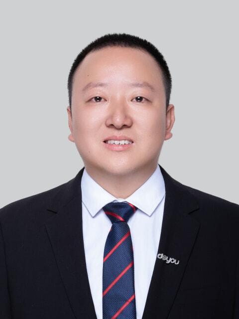 卢亮溪