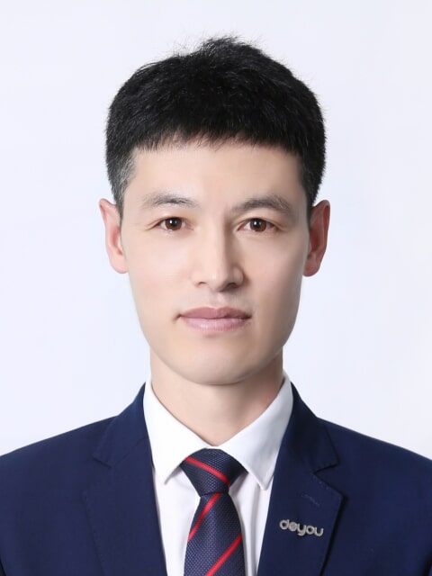 胡忠成