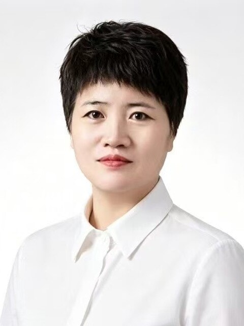 柏宏艳