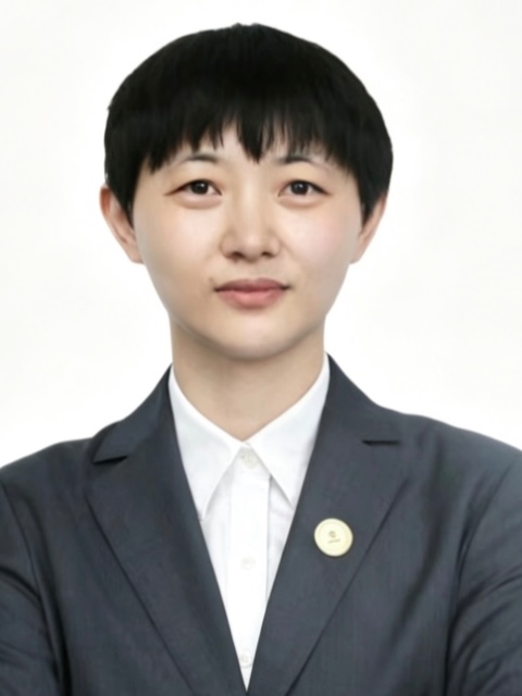 李利
