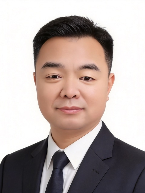 杨月山