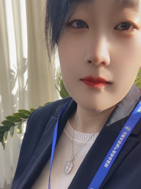 李文玲